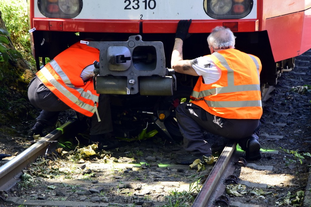 VU Roller KVB Bahn Koeln Luxemburgerstr Neuenhoefer Allee P073.JPG - Miklos Laubert